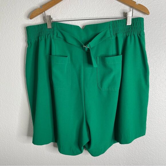 Torrid Green Pleated Shorts Size 16 - Picture 5 of 5